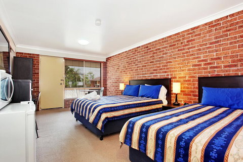 Lake Macquarie Motor Inn - Tourism Gold Coast 2