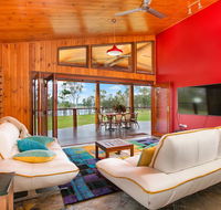 Lake Tinaroo Waterfrontage - Tourism Gold Coast