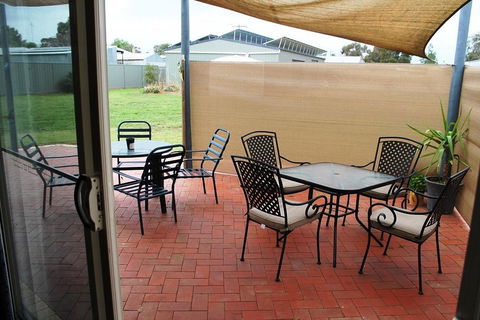Lake Tyrrell Accommodation - Tourism Gold Coast 2