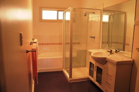 Lake Tyrrell Accommodation - Tourism Gold Coast 1