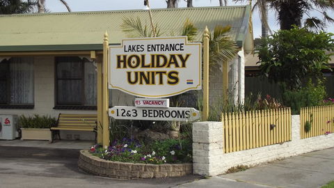Lakes Entrance Holiday Units - Tourism Gold Coast 0