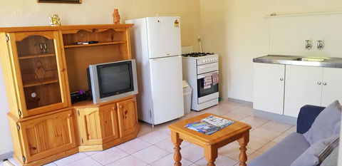 Lakes Entrance Holiday Units - Tourism Gold Coast 2