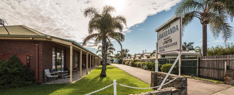 Lakes Jakaranda Holiday Units - Tourism Gold Coast 0