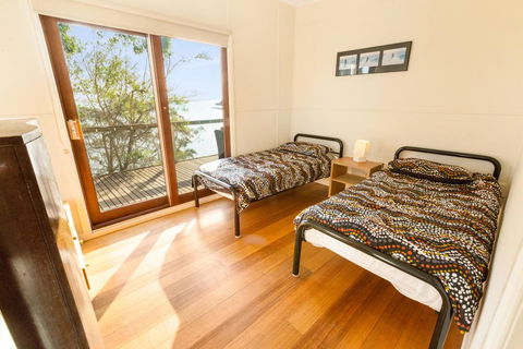 Lakescapes Cottage - 180 Degree Panoramic Views - Tourism Gold Coast 3