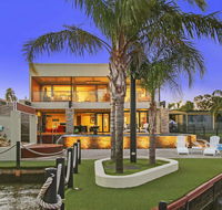 Lang Street Luxury Retreat - Mulwala - Tourism Gold Coast