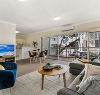 Large and Airy Unit in Quiet Riverside Suburb - Tourism Gold Coast