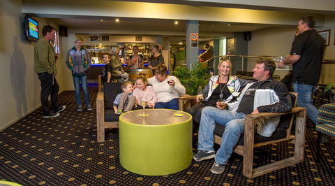 Laurieton Hotel - Tourism Gold Coast 1