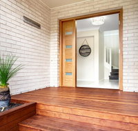 Laze  Lemon Tree - Tourism Gold Coast