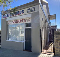 Le Cherche-Midi Bed  Breakfast - Tourism Gold Coast