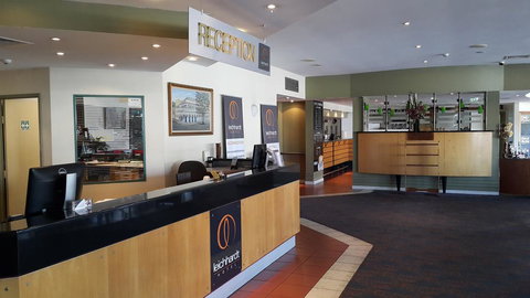 Leichhardt Hotel - Tourism Gold Coast 0