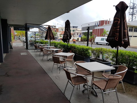 Leichhardt Hotel - Tourism Gold Coast 1