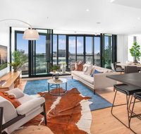 Luxury 3-Bed Apartment Near Valley Shops and Bars - Tourism Gold Coast