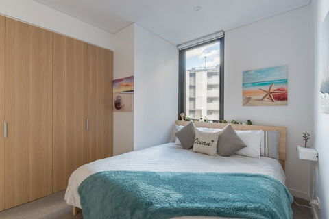 LUXURY KING APARTMENT PARRAMATTA CBD 1 MIN FROM STATION & WESTFIELD Sleeps 4 - Tourism Gold Coast 2