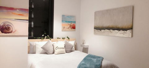 LUXURY KING APARTMENT PARRAMATTA CBD 1 MIN FROM STATION & WESTFIELD Sleeps 4 - Tourism Gold Coast 1