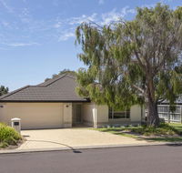 Macs Manor - Tourism Gold Coast