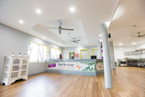 Mad Monkey Backpackers Village - Tourism Gold Coast 1