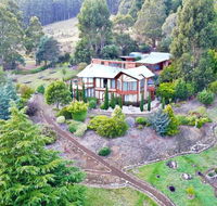 MAGICAL MOUNTAIN RETREAT - 20 mins to CBD and only 10 to MONA - Tourism Gold Coast