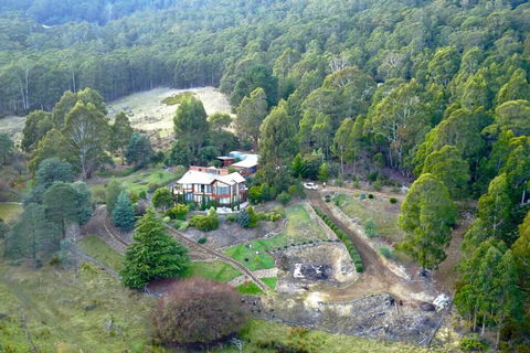 MAGICAL MOUNTAIN RETREAT - 20 Mins To CBD And Only 10 To MONA! - Tourism Gold Coast 1