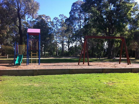 Mallacoota's Shady Gully Caravan Park - Tourism Gold Coast 0