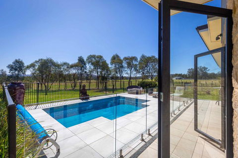 Mandalay Villas - Villa 1 - Gold Coast 0