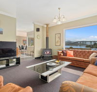 Manfield City Waterfront View Cottage - Tourism Gold Coast