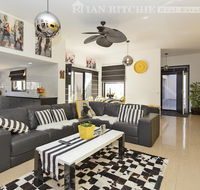 Marilyns Place Private  Spacious  Central - Tourism Gold Coast