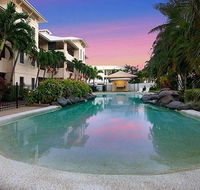 Marina View Apartment - Walk to the Strand - Tourism Gold Coast
