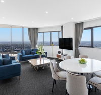 Meriton Suites Kent Street - Tourism Gold Coast