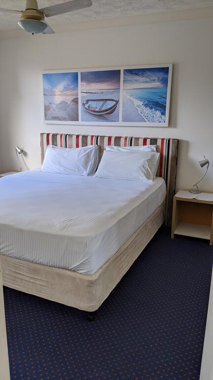 Mermaid Beach Apartment - Tourism Gold Coast 0