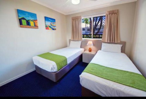 Mermaid Beach Apartment - Tourism Gold Coast 2