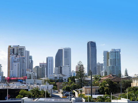 Mermaid Gem - Tourism Gold Coast 3