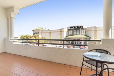 Mid City Luxury Suites - Tourism Gold Coast 1
