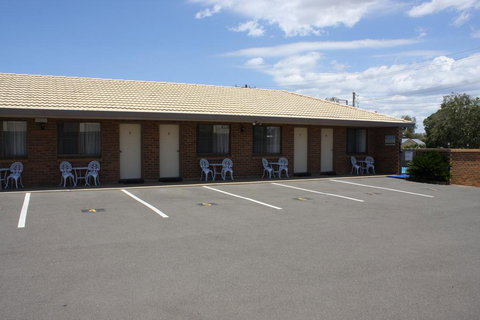 Mid Town Inn Narrabri - Gold Coast 2