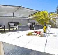 Middle Sea - perfect for two families - Tourism Gold Coast