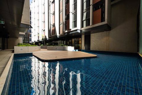 Midnight Apartments Accommodate Canberra - Tourism Gold Coast 3