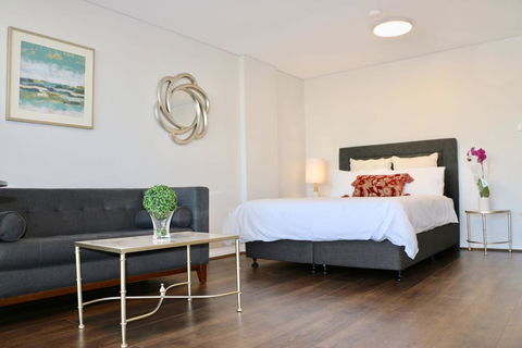MLB48-Sydney Harbour Stunning View Studio With Free Parking - Tourism Gold Coast 3