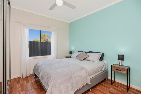 Moana Dreams - Gold Coast 2