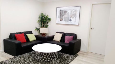 Modern 4-Bedroom House On Cunningham Near Singleton CBD Hunter Valley - Tourism Gold Coast 1