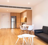 Modern Apartment in Darling Harbour - Tourism Gold Coast