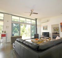 Moriarty Studio - chic couples retreat - Tourism Gold Coast