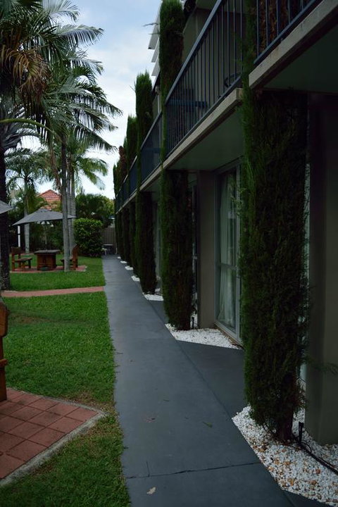 Motel 98 - Tourism Gold Coast 3
