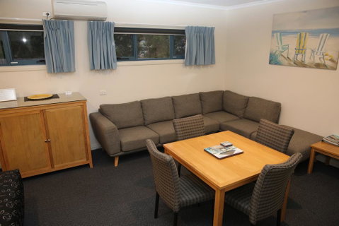 Motel On A'Beckett - Tourism Gold Coast 2