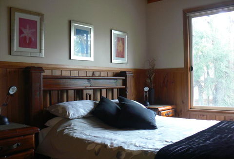 Mountain Hideaway - Tourism Gold Coast 2