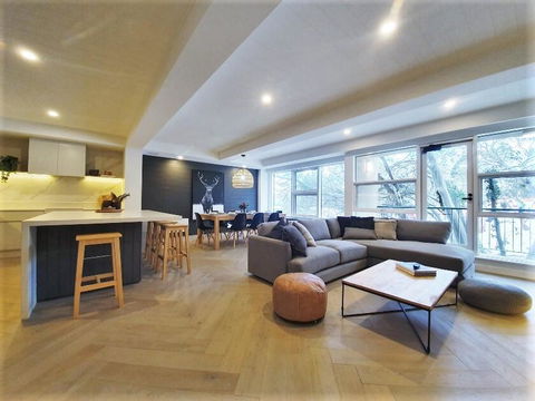 Mt Buller Chalet Hotel & Suites - Tourism Gold Coast 1