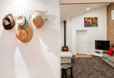 Mt Martha Retreat - Tourism Gold Coast 1