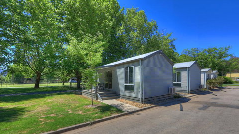 Myrtleford Holiday Park - Gold Coast 0