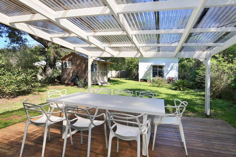 Nest - Pet Friendly - 2 Min Walk To Beach - Tourism Gold Coast 1