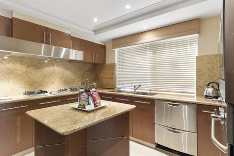 The Peninsula Riverside Serviced Apartments - Tourism Gold Coast 25