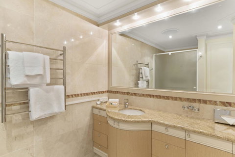 The Peninsula Riverside Serviced Apartments - Tourism Gold Coast 2