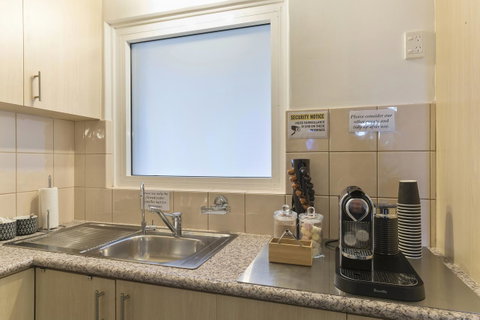The Peninsula Riverside Serviced Apartments - Tourism Gold Coast 37